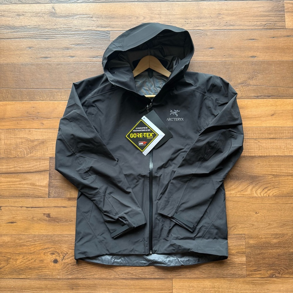 Arc'teryx Beta LT Black New